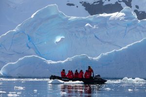 Откройте для себя таинственную Антарктиду с нашими уникальными турами