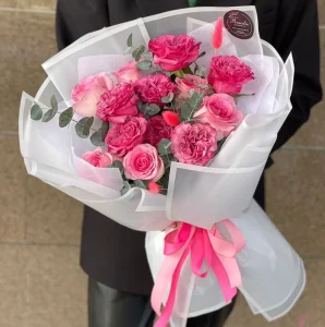 Доставка Цветов: Преимущества Удобства и радость при получении букета