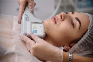 СМАС лифтинг: Возрождение молодости без хирургии