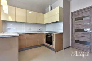 Почему стоит выбрать светлую кухню: преимущества и идеи