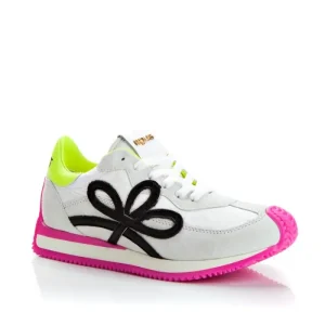 Женские кроссовки: как выбрать идеальную пару