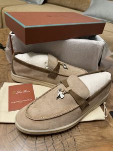 Лоферы: удобство и современный стиль в одном шаге