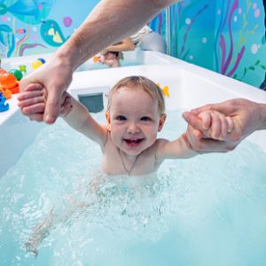 Почему детям важно ходить в бассейн