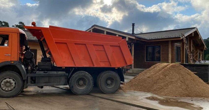 Преимущества аренды самосвала: почему это выгодное решение для бизнеса