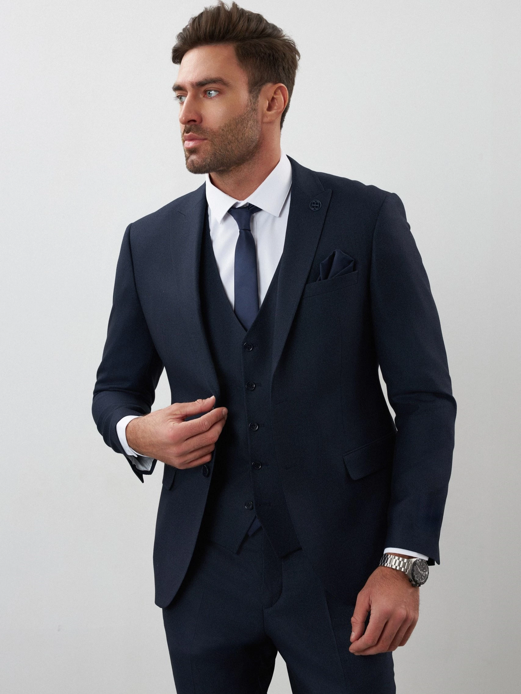 Как Подобрать Мужской Костюм: Полное Руководство