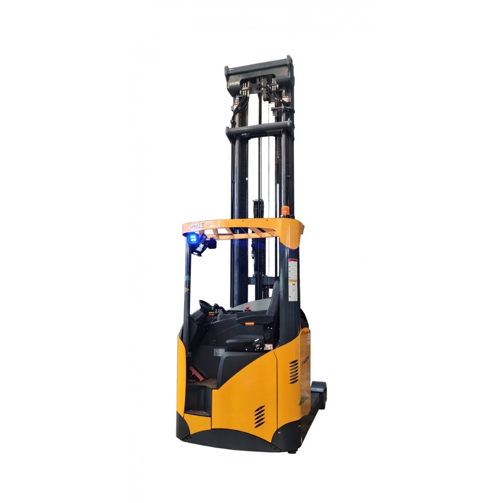 Эффективность на высоте: Ричтраки и другая складская техника Aurora Forklift для вашего бизнеса