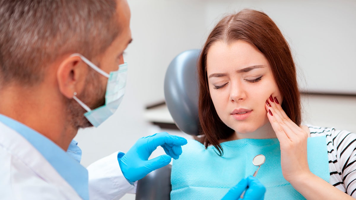 Лечение альвеолита: как справиться с воспалением после удаления зуба