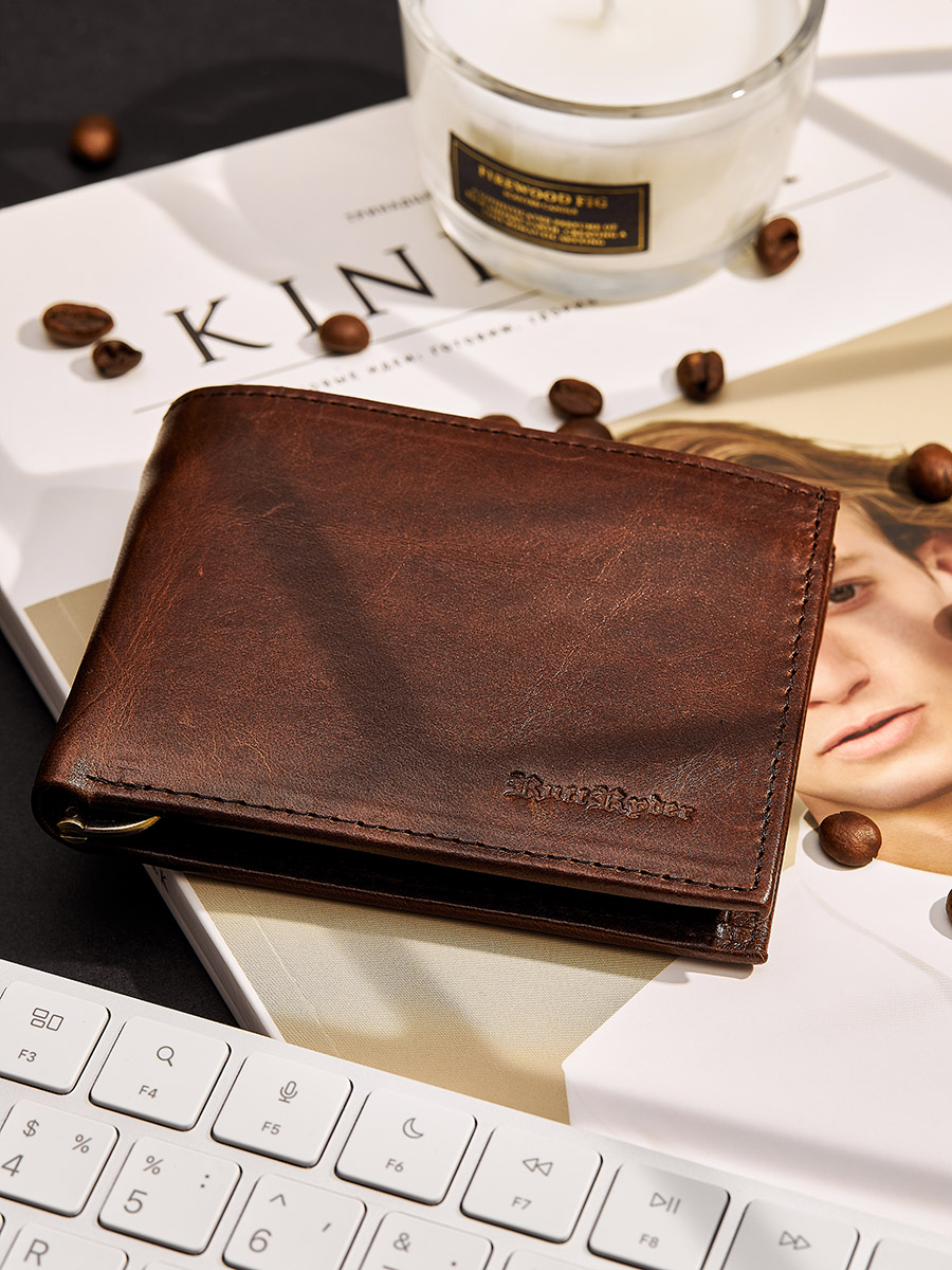 Мужское портмоне — стильная мелочь, которая многое говорит о владельце