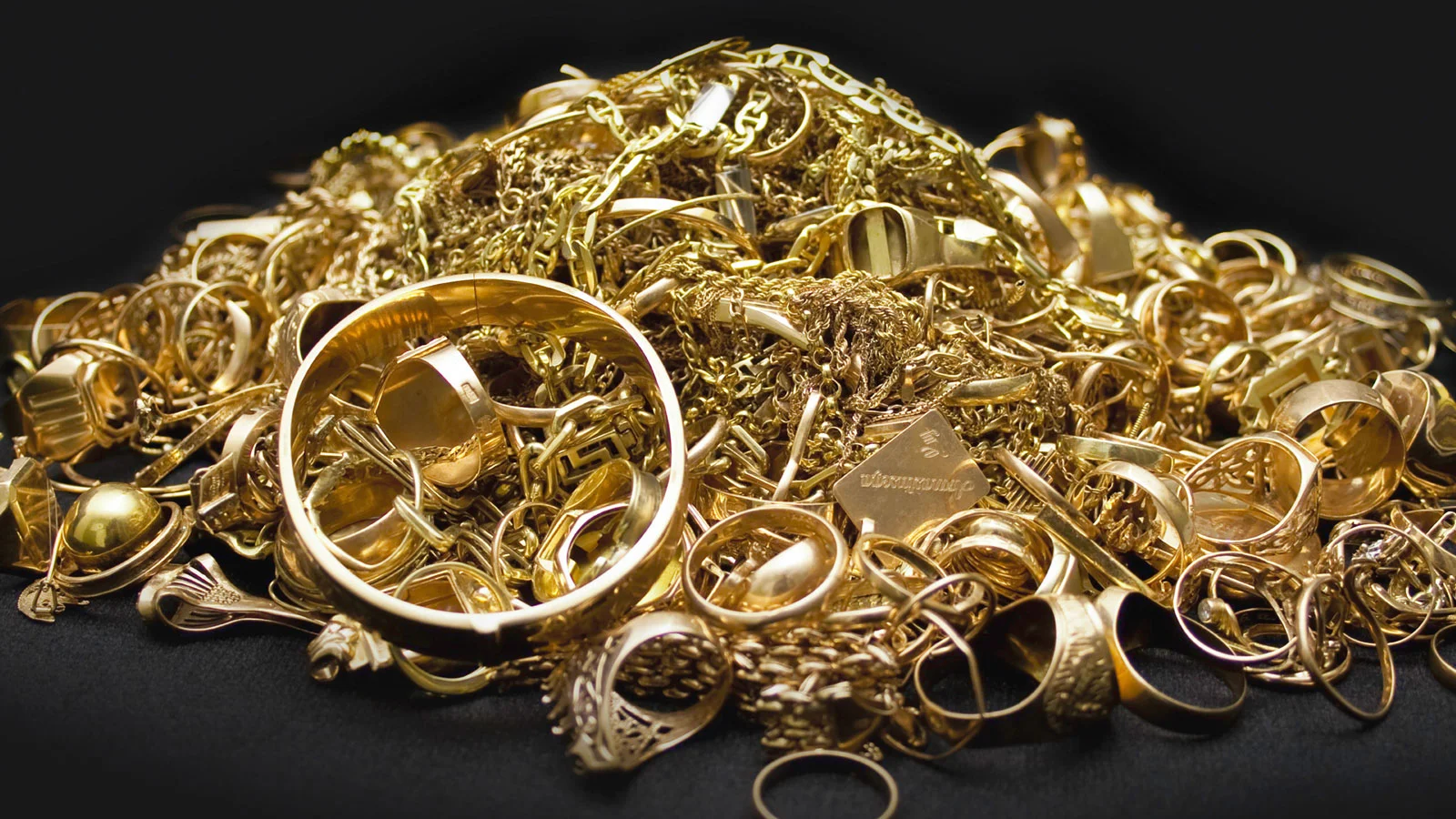 Избавьтесь от ненужного, получите выгоду: Профессиональная скупка драгоценных металлов по высоким ценам